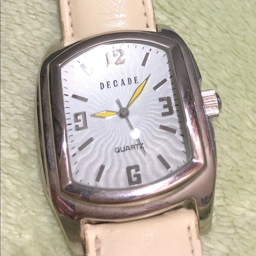 Decade large face wrist watch